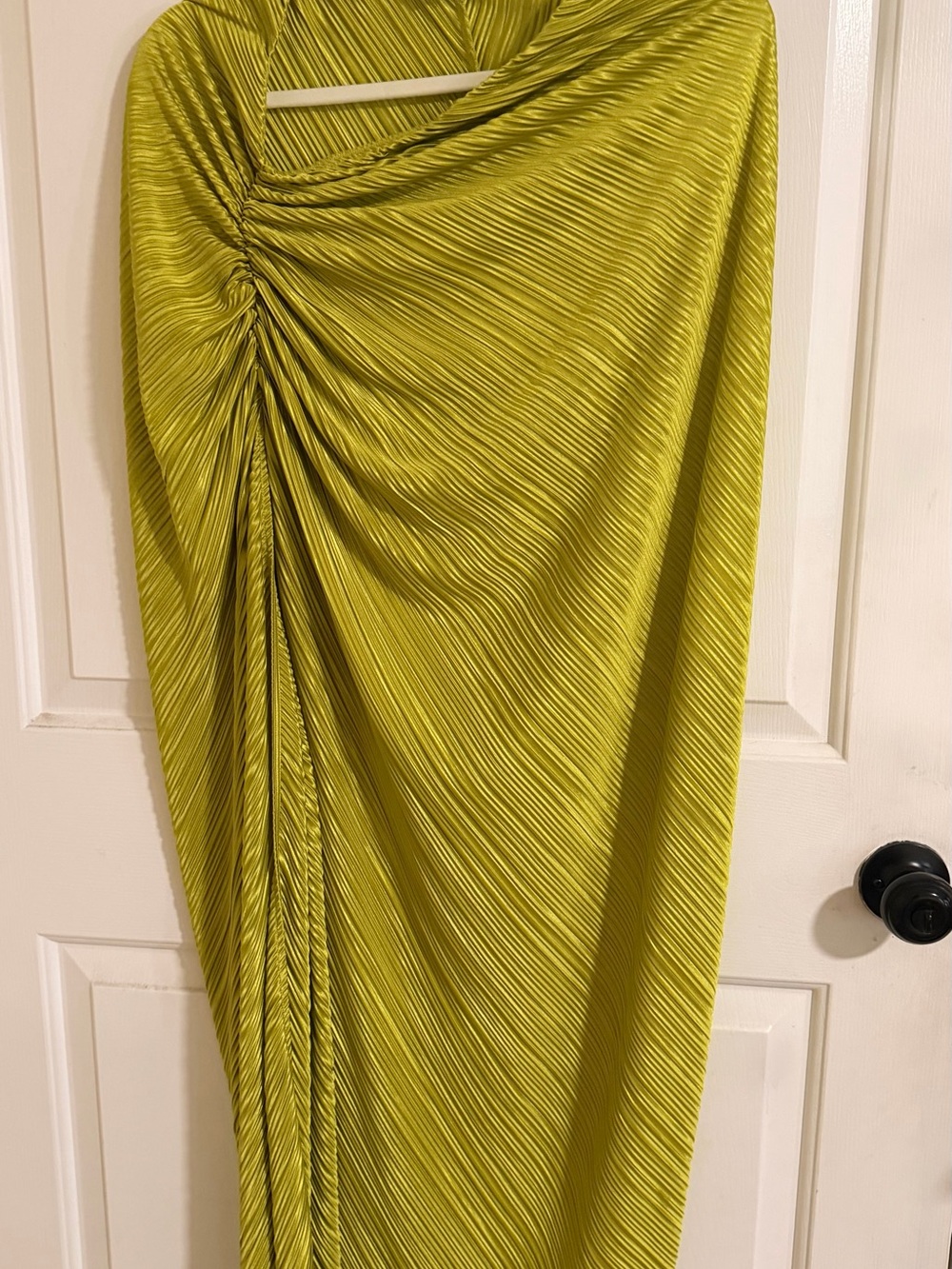Good American Olive Green Pleated Maxi Skirt with Twist Gather